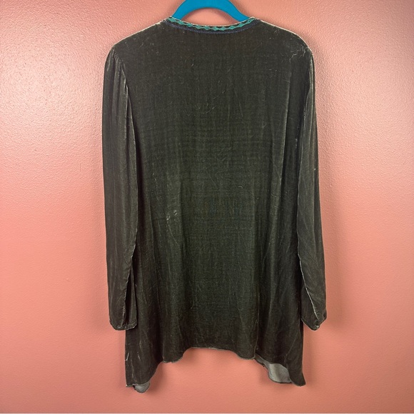Johnny Was dark green v-neck tunic embroidered blouse size small long sleeves - Picture 6 of 8